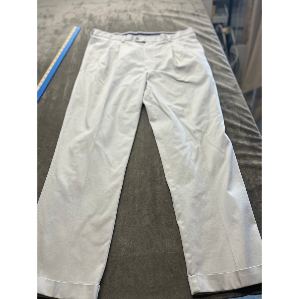 Roundtree & Yorke TravelSmart Mens 40x32 Light Gray Pleated Cuffed Chino‎ Pants